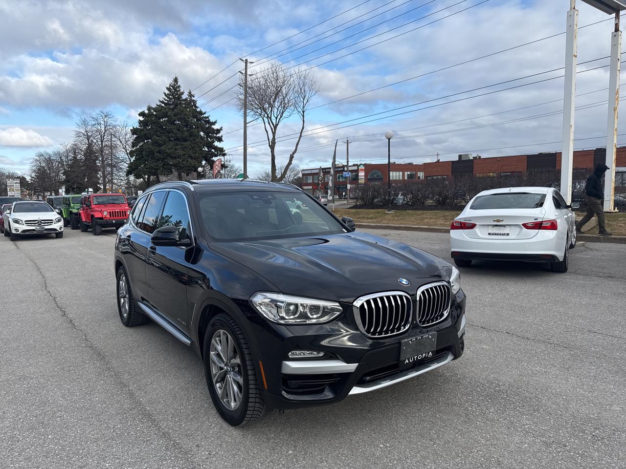 2018 BMW X3 xDrive30i PREMIUM ENHANCED ADVANCED DRIVER ASSIST Photo