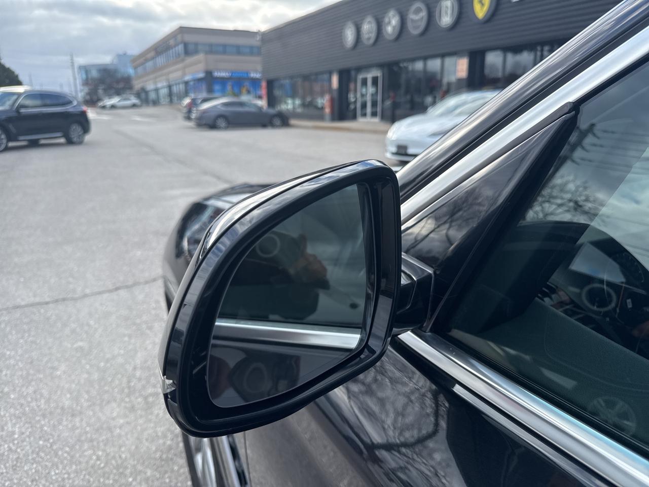 2018 BMW X3 xDrive30i PREMIUM ENHANCED ADVANCED DRIVER ASSIST Photo