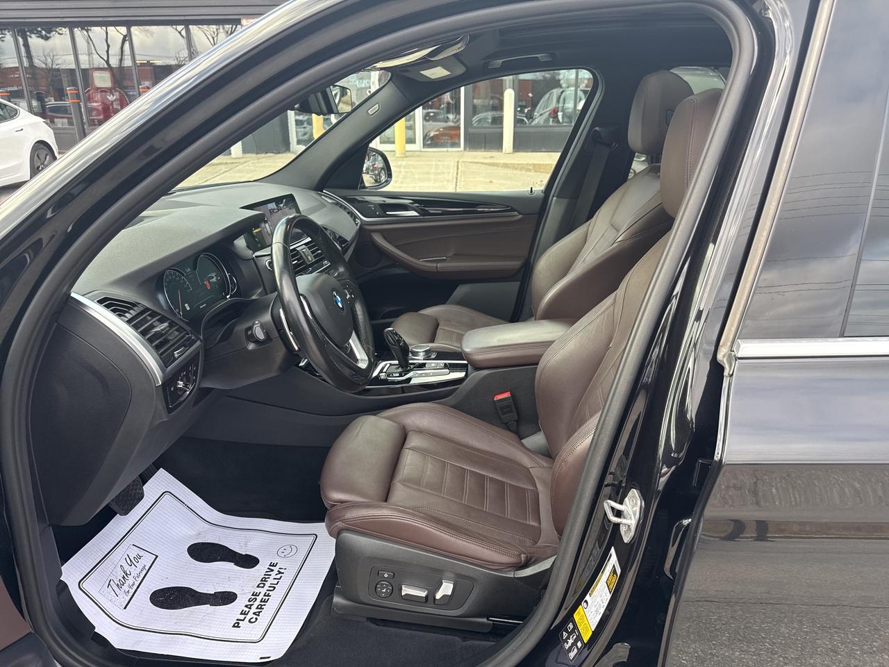 2018 BMW X3 xDrive30i PREMIUM ENHANCED ADVANCED DRIVER ASSIST Photo