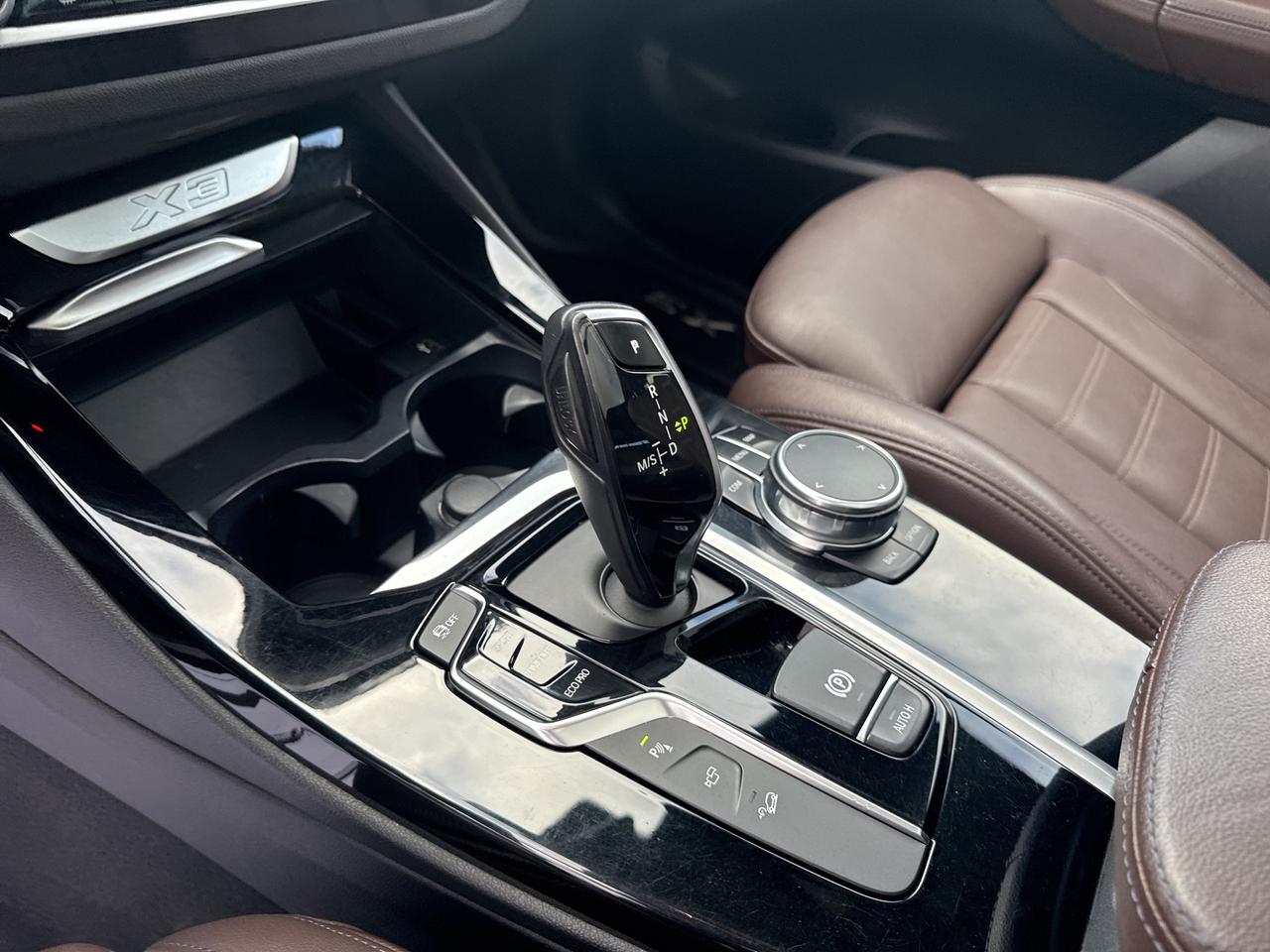 2018 BMW X3 xDrive30i PREMIUM ENHANCED ADVANCED DRIVER ASSIST Photo