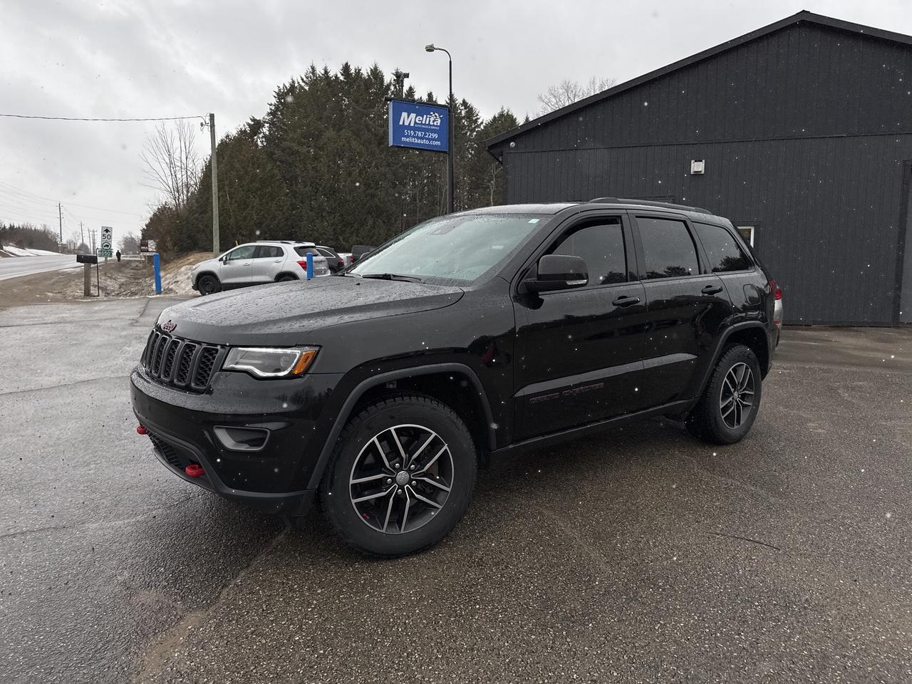 2017 Jeep Grand Cherokee Trailhawk, Bluetooth, Back Up Cam, Nav Photo