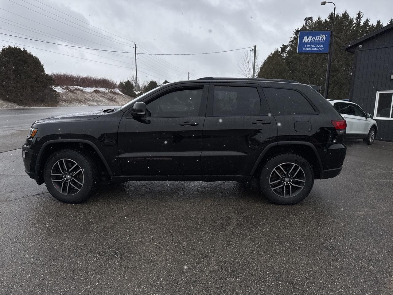 2017 Jeep Grand Cherokee Trailhawk, Bluetooth, Back Up Cam, Nav Photo
