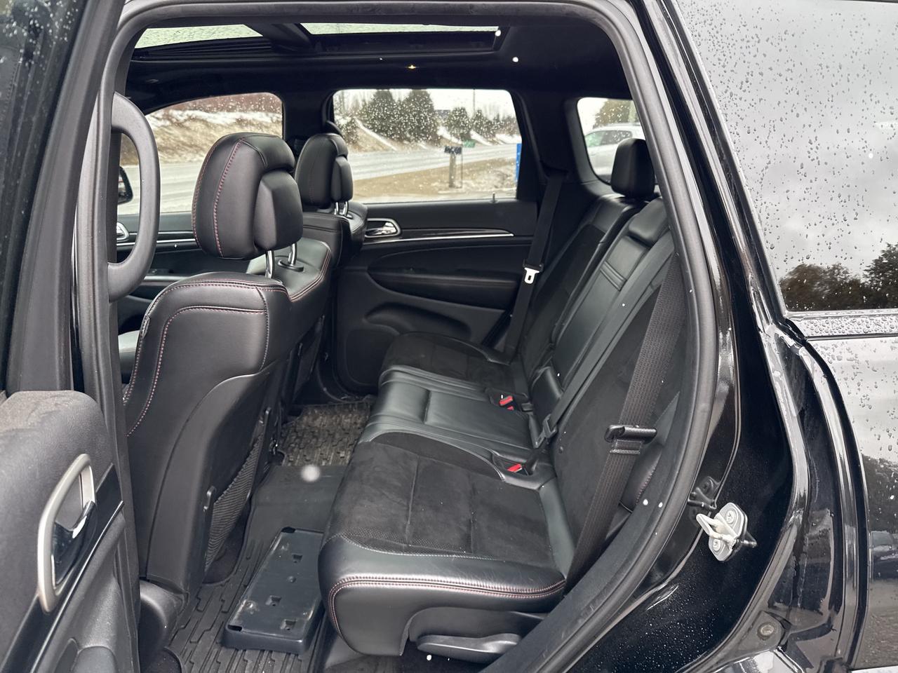 2017 Jeep Grand Cherokee Trailhawk, Bluetooth, Back Up Cam, Nav Photo