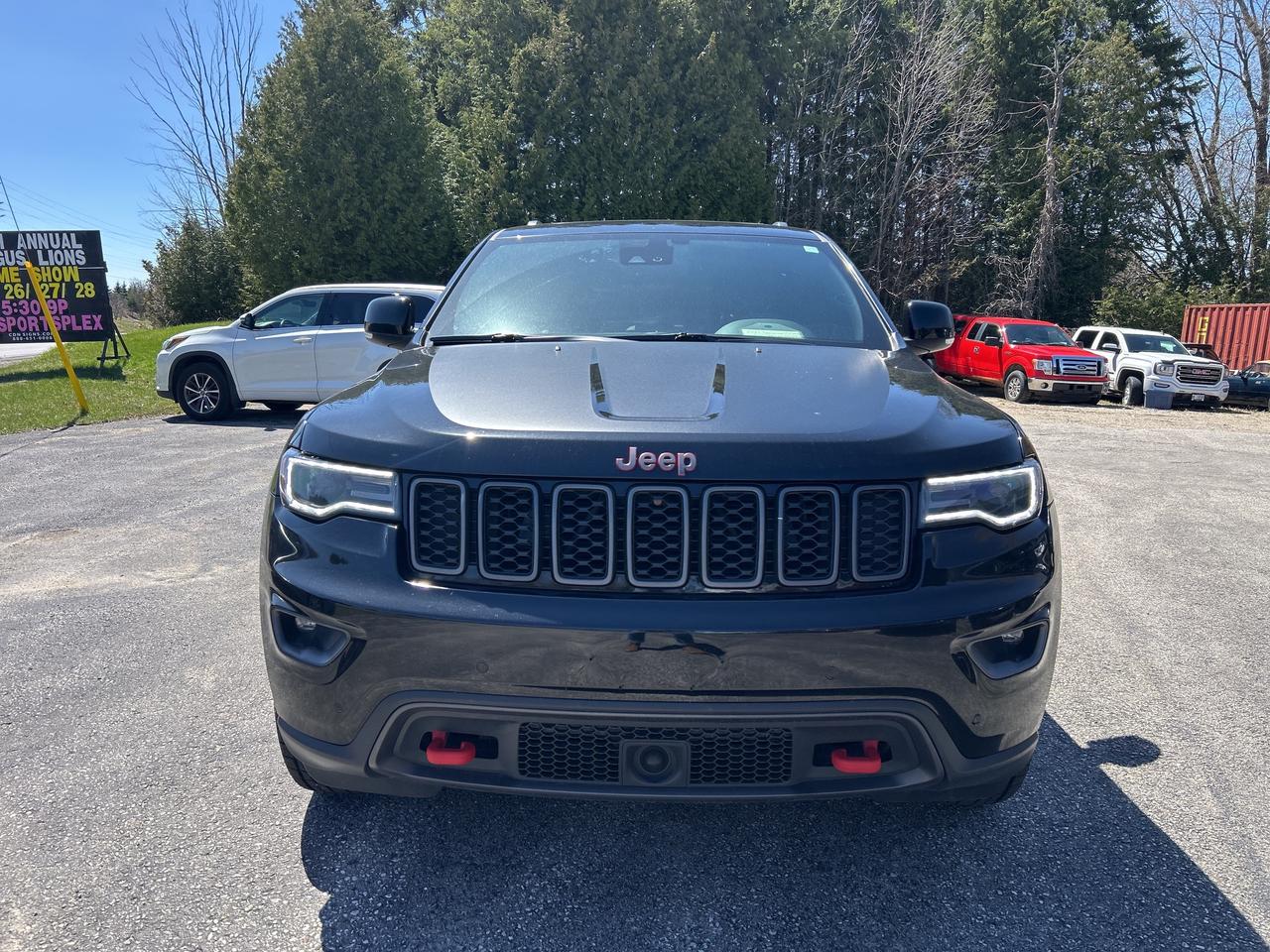 2017 Jeep Grand Cherokee Trailhawk, Bluetooth, Back Up Cam, Nav Photo