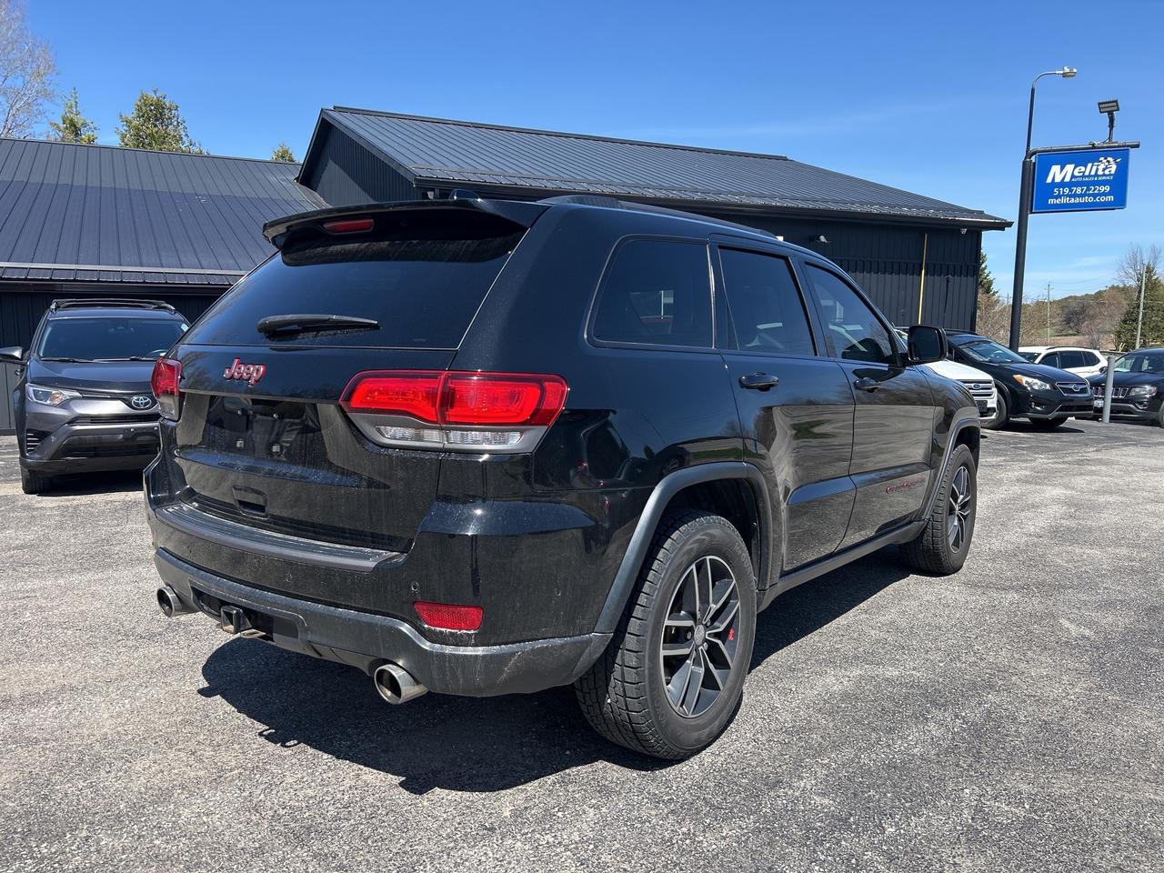 2017 Jeep Grand Cherokee Trailhawk, Bluetooth, Back Up Cam, Nav Photo