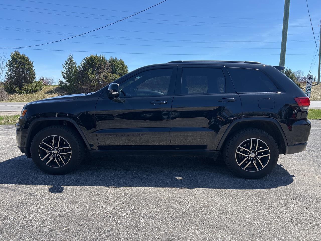 2017 Jeep Grand Cherokee Trailhawk, Bluetooth, Back Up Cam, Nav Photo
