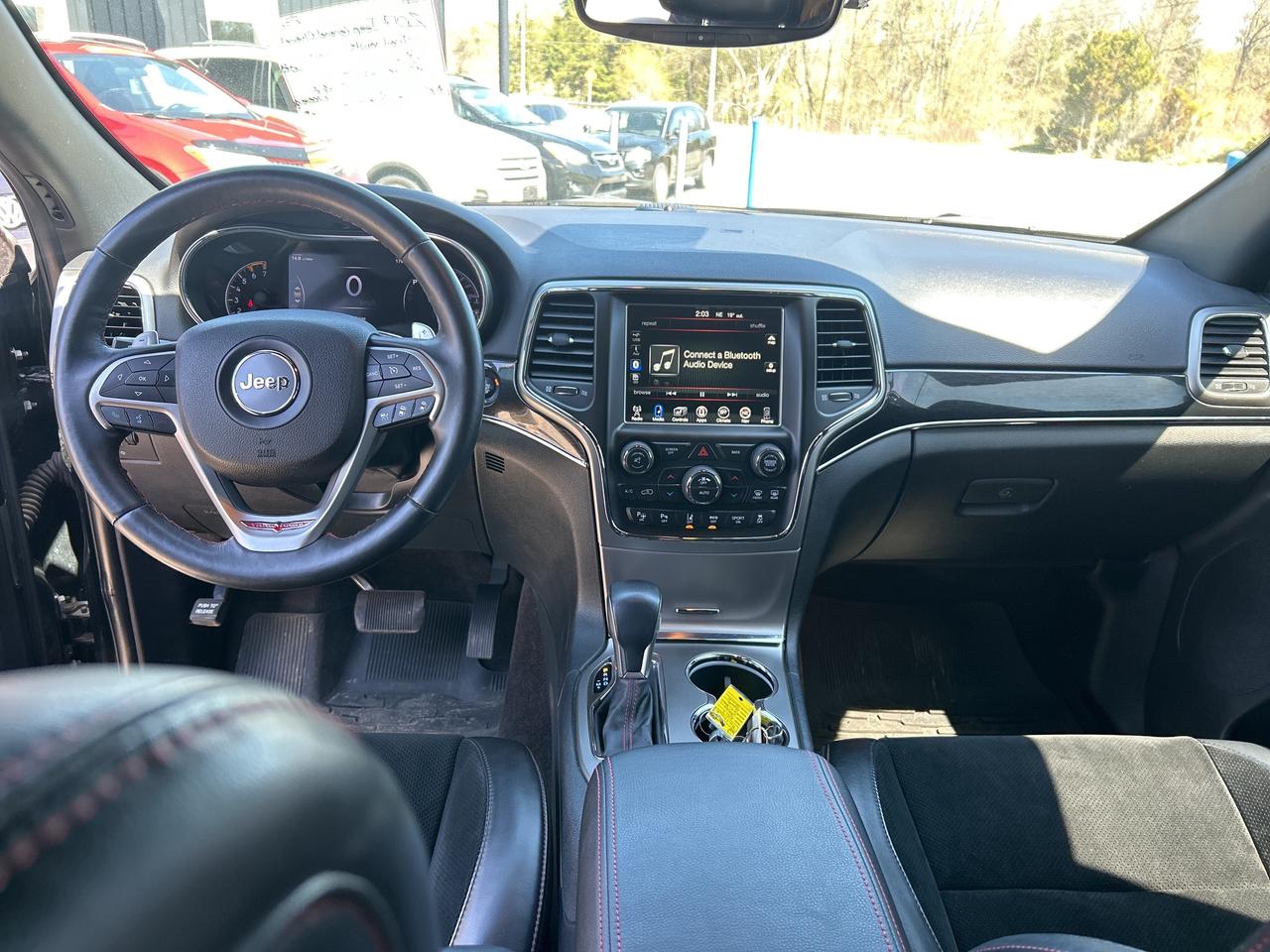 2017 Jeep Grand Cherokee Trailhawk, Bluetooth, Back Up Cam, Nav Photo