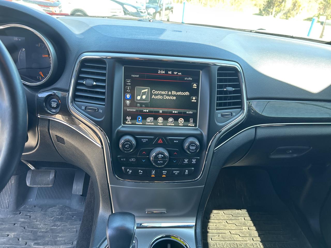 2017 Jeep Grand Cherokee Trailhawk, Bluetooth, Back Up Cam, Nav Photo