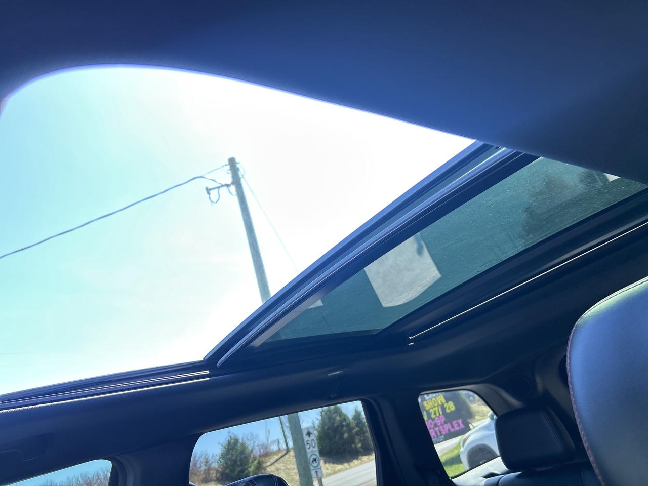 2017 Jeep Grand Cherokee Trailhawk, Bluetooth, Back Up Cam, Nav Photo
