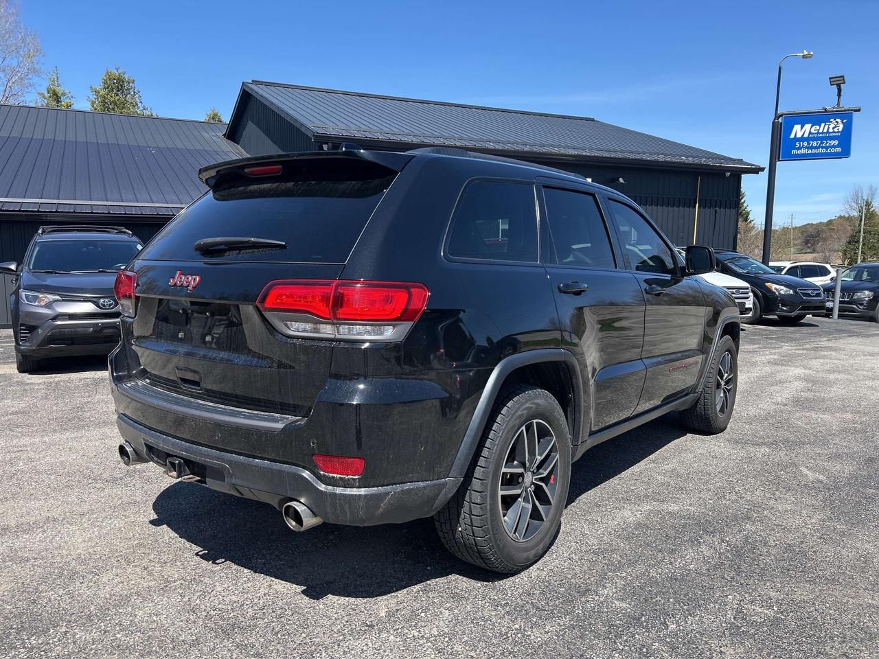2017 Jeep Grand Cherokee Trailhawk, Bluetooth, Back Up Cam, Nav Photo4