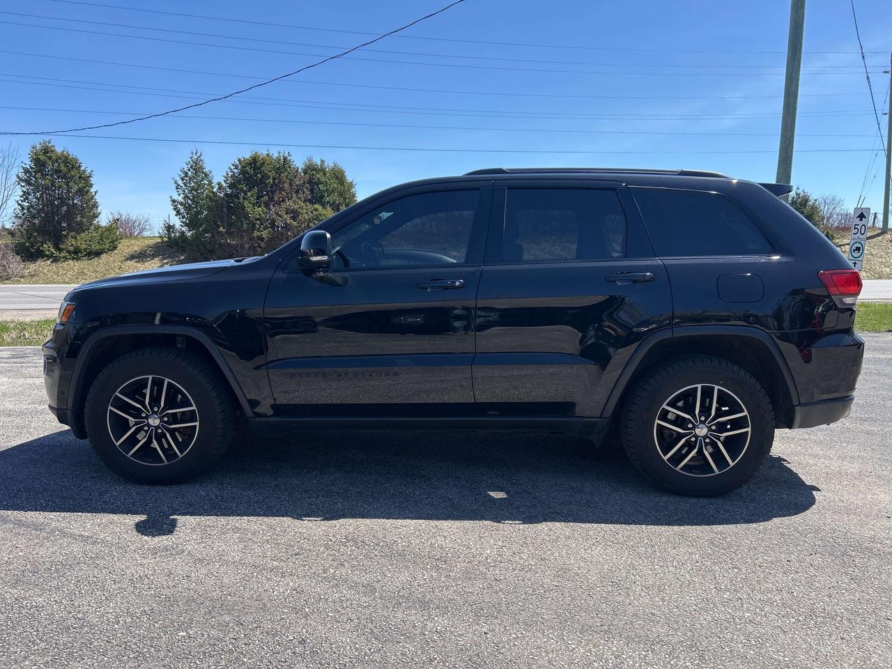 2017 Jeep Grand Cherokee Trailhawk, Bluetooth, Back Up Cam, Nav Photo