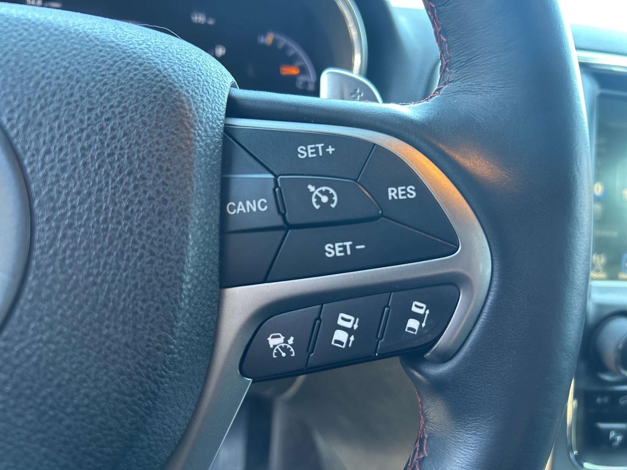 2017 Jeep Grand Cherokee Trailhawk, Bluetooth, Back Up Cam, Nav Photo