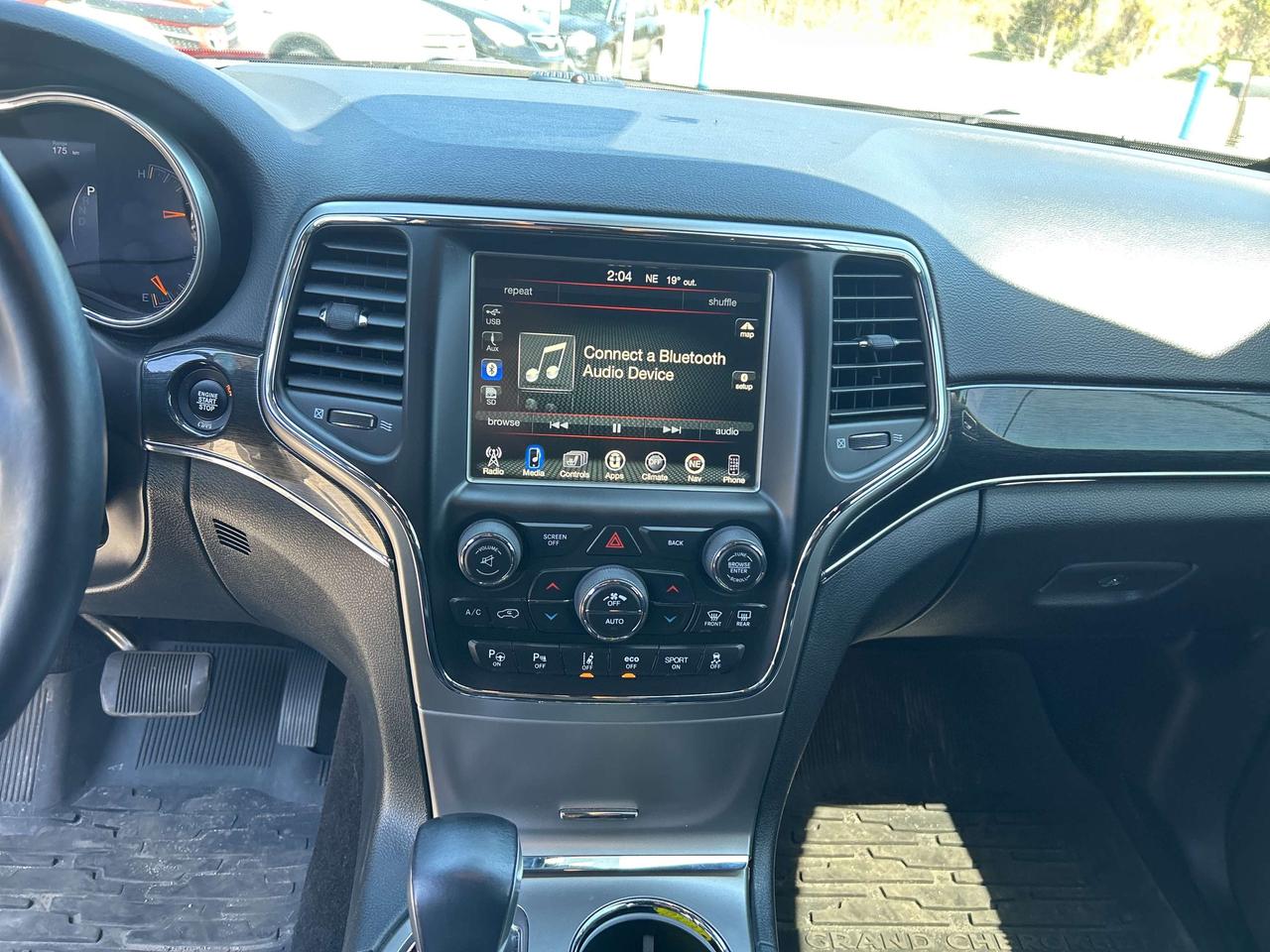 2017 Jeep Grand Cherokee Trailhawk, Bluetooth, Back Up Cam, Nav Photo