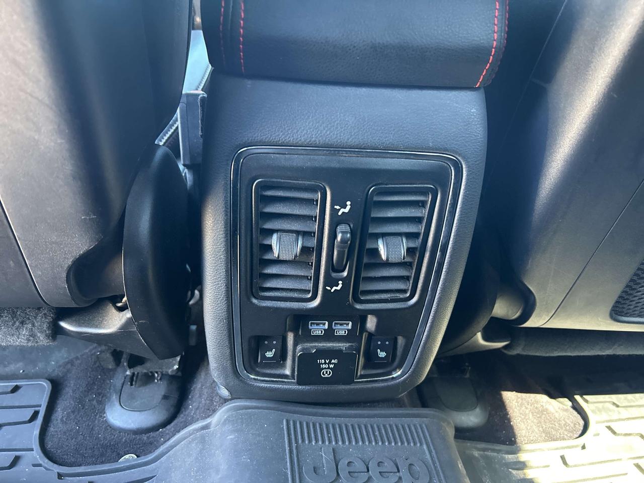 2017 Jeep Grand Cherokee Trailhawk, Bluetooth, Back Up Cam, Nav Photo