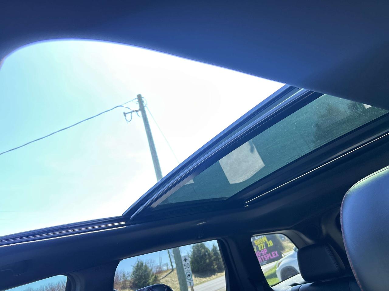 2017 Jeep Grand Cherokee Trailhawk, Bluetooth, Back Up Cam, Nav Photo