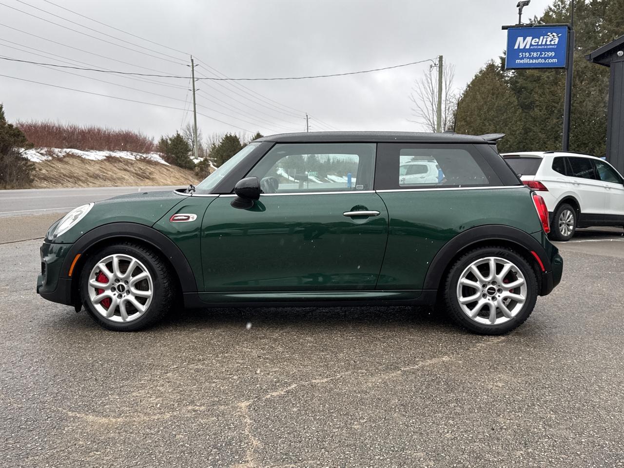 2017 MINI Cooper Hardtop John Cooper Works Photo