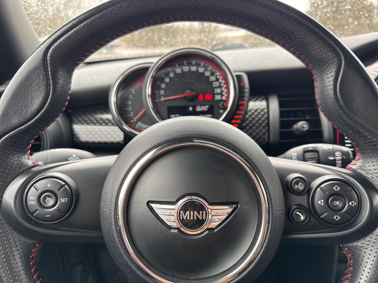 2017 MINI Cooper Hardtop John Cooper Works Photo