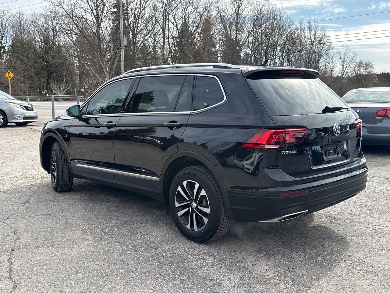 2020 Volkswagen Tiguan IQ DRIVE Photo