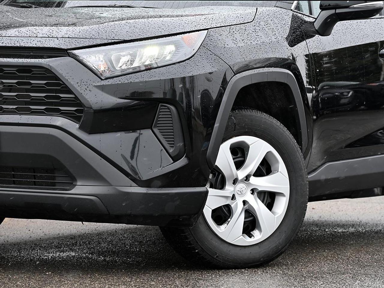2025 Toyota RAV4 LE 4dr All-wheel Drive Photo