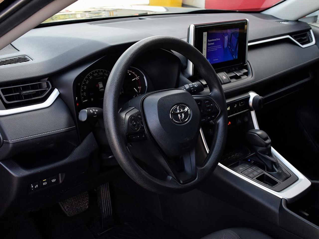 2025 Toyota RAV4 LE 4dr All-wheel Drive Photo