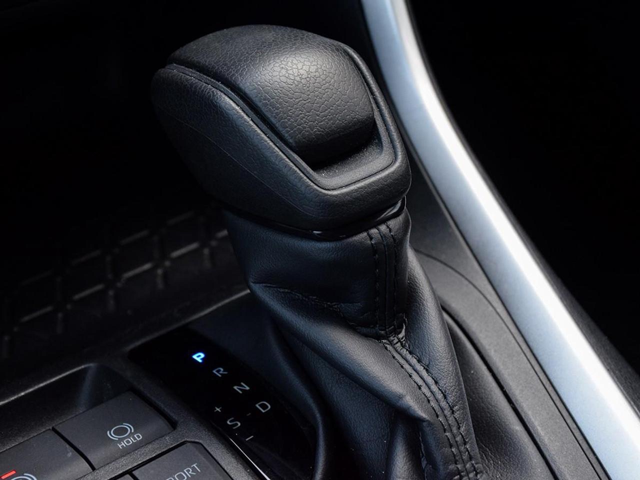 2025 Toyota RAV4 LE 4dr All-wheel Drive Photo