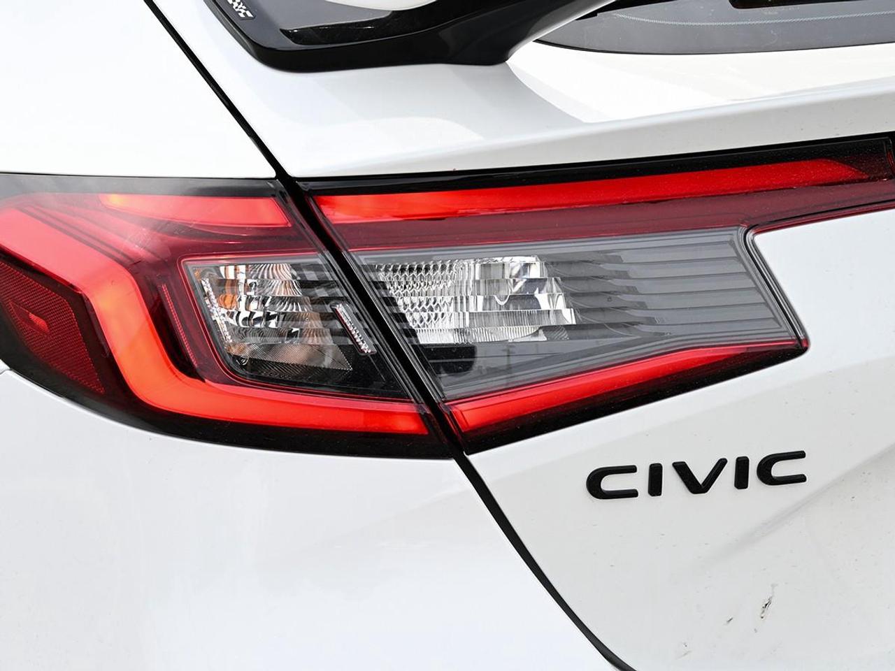 2022 Honda Civic Sport Touring 4dr Hatchback Photo