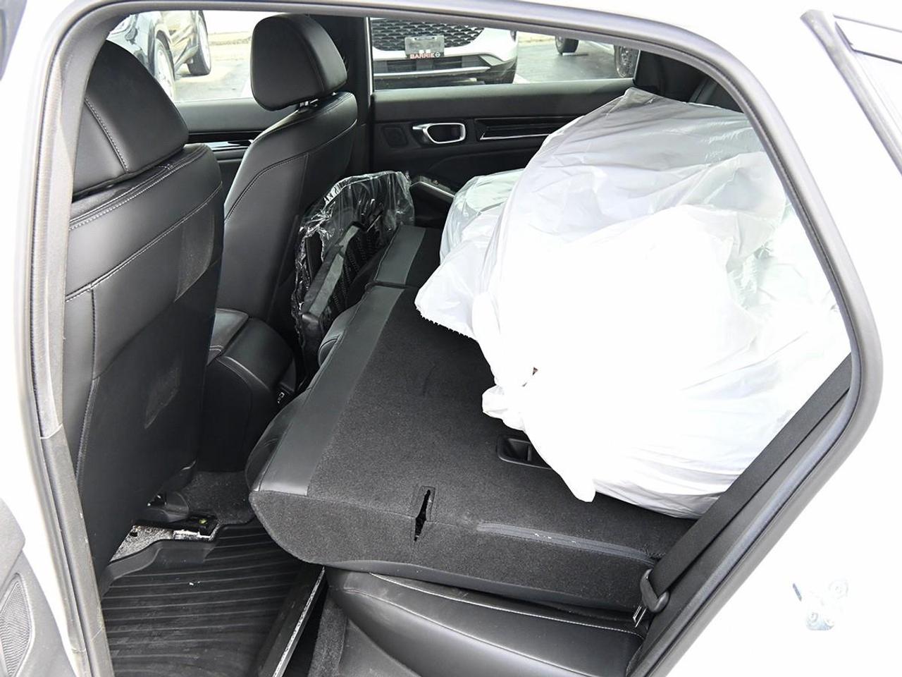 2022 Honda Civic Sport Touring 4dr Hatchback Photo