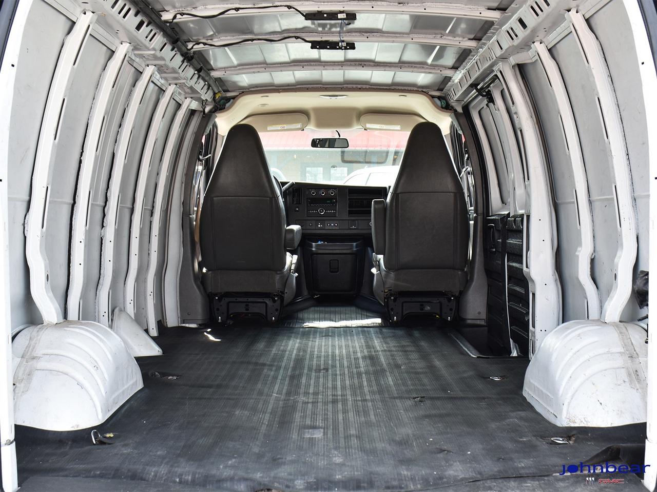 2021 Chevrolet Express 2500 Cargo Photo