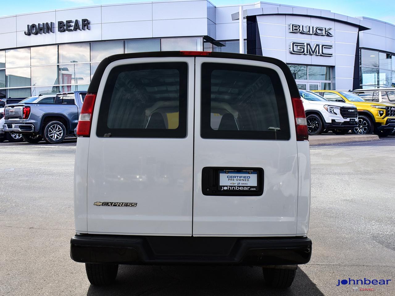 2021 Chevrolet Express 2500 Cargo Photo