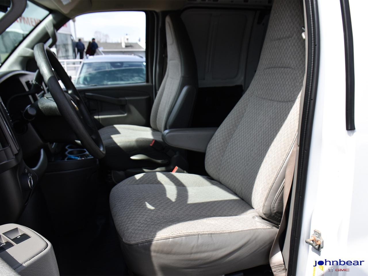 2021 Chevrolet Express 2500 Cargo Photo