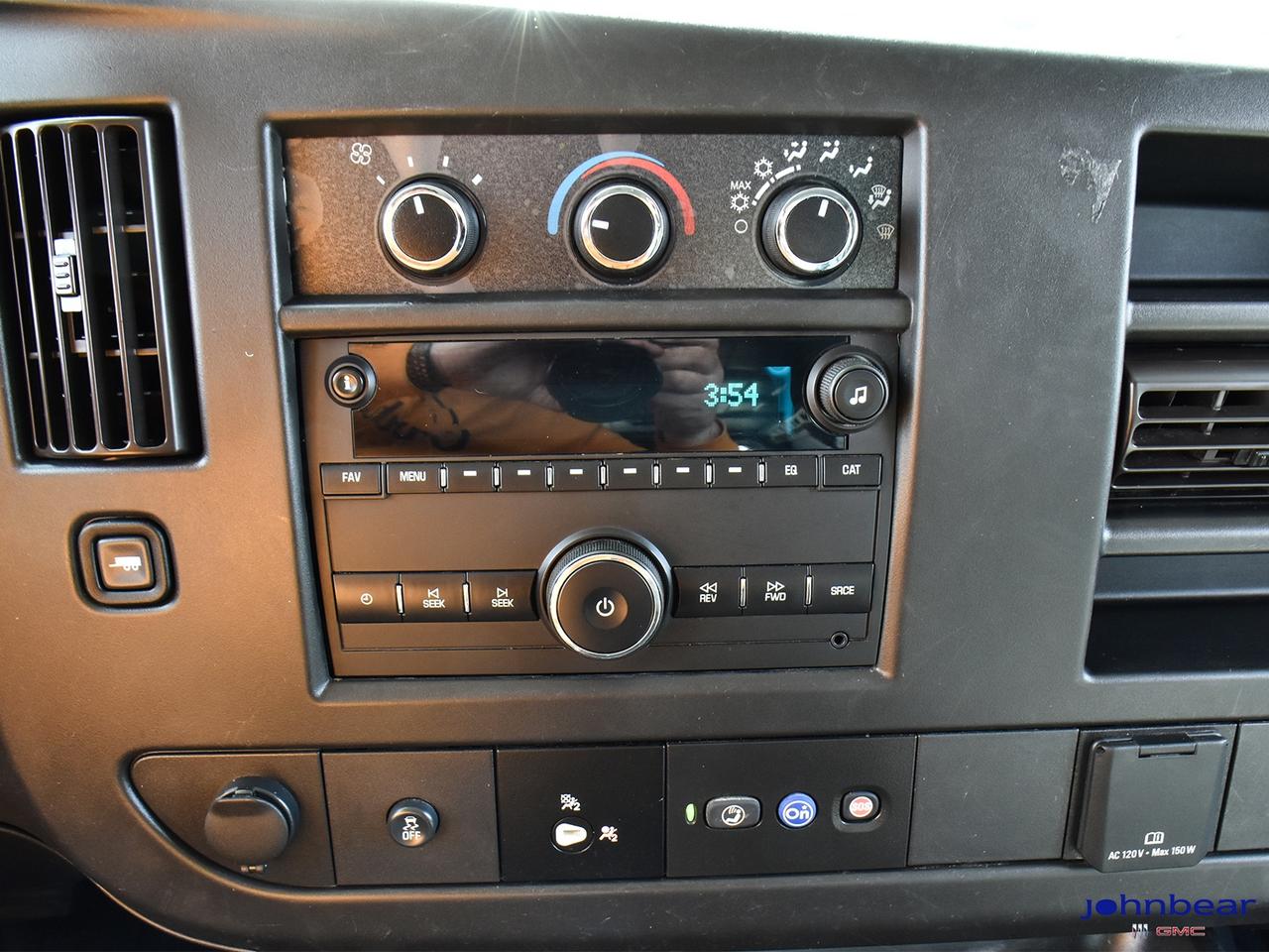 2021 Chevrolet Express 2500 Cargo Photo