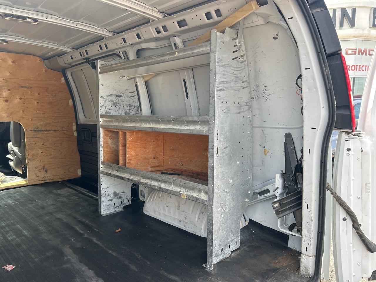 2019 Chevrolet Express Base Photo