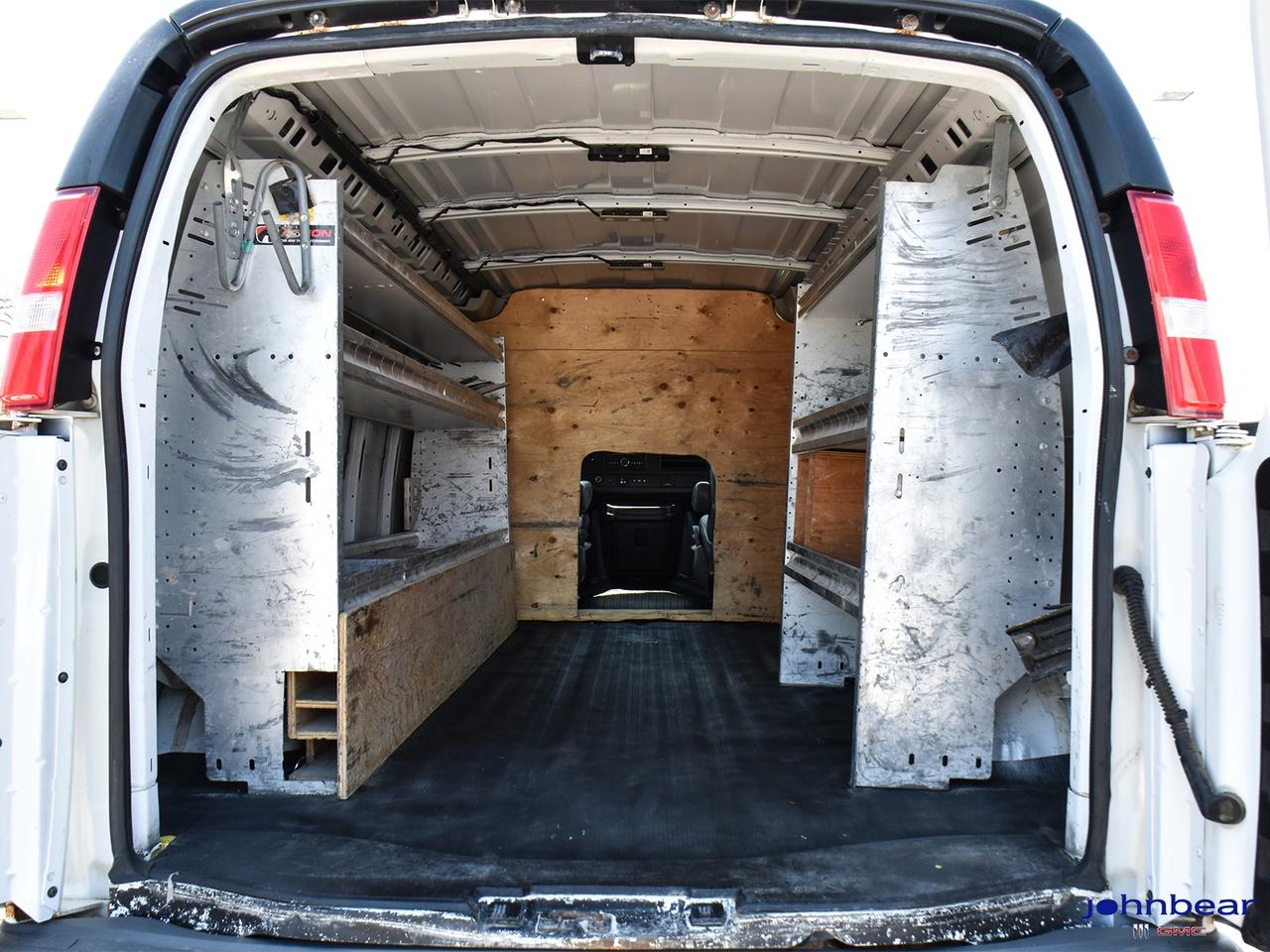2019 Chevrolet Express Base Photo