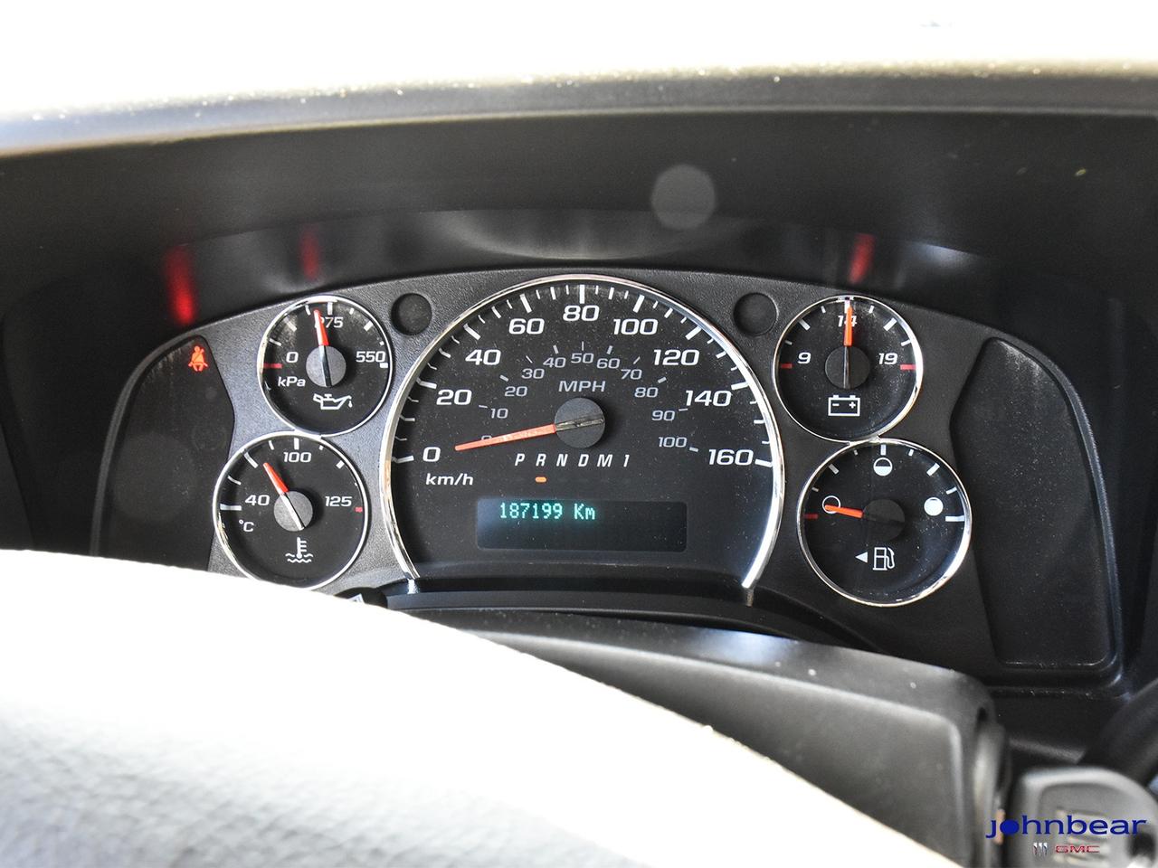 2019 Chevrolet Express Base Photo