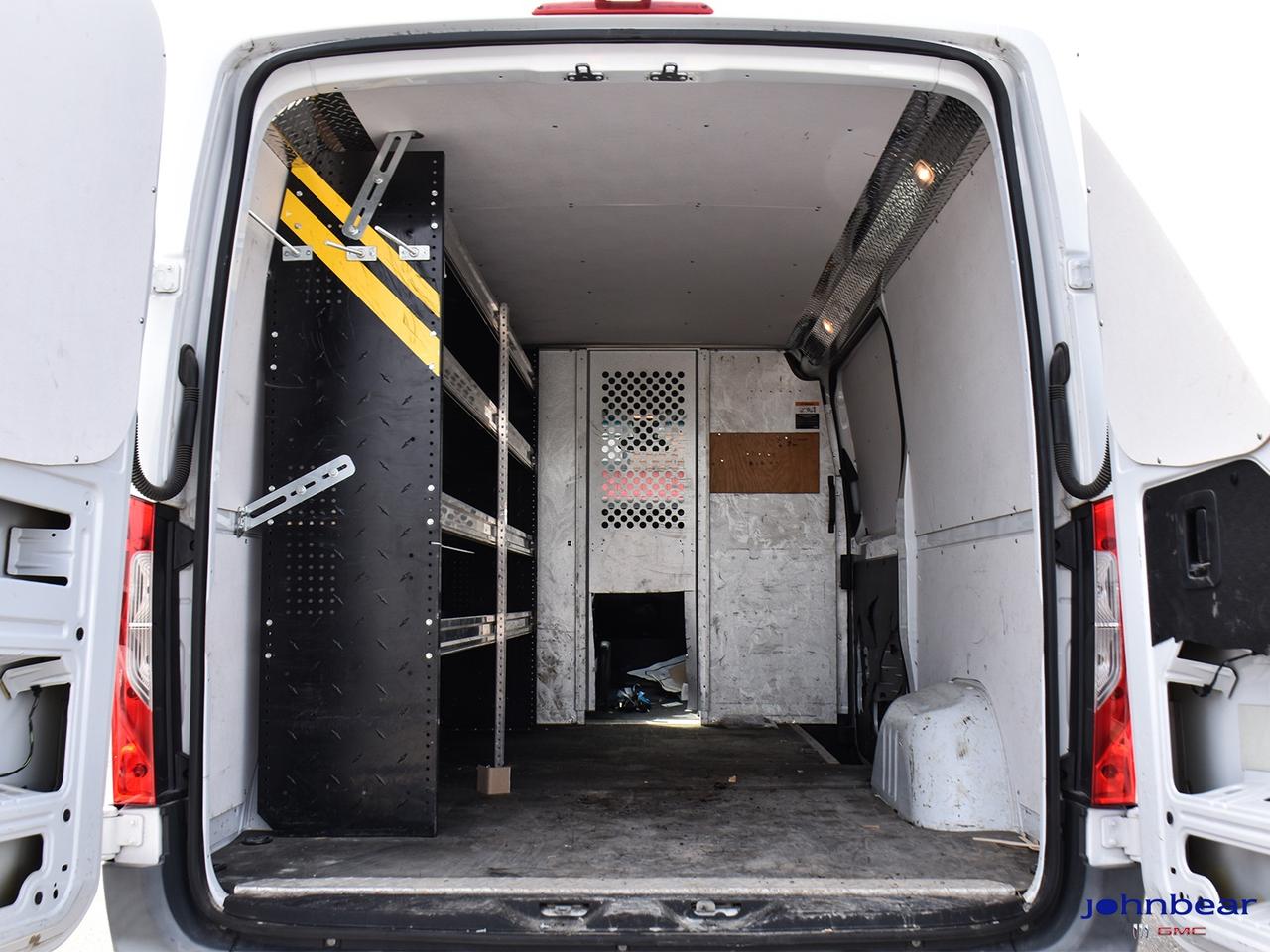 2021 Mercedes-Benz Sprinter Crew Van BASE Photo