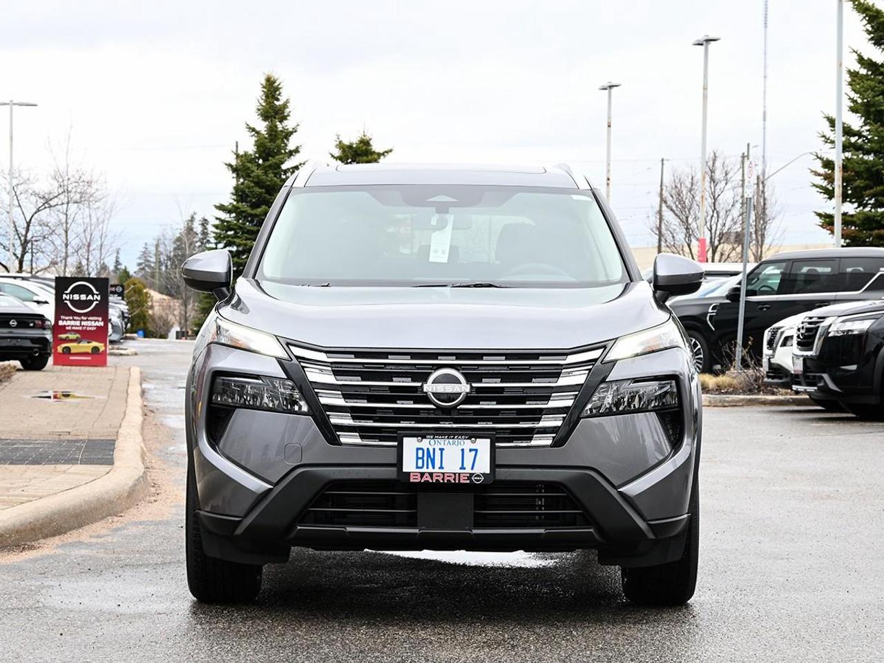 2026 Nissan Rogue SV Moonroof 4dr All-Wheel Drive Sport Utility Photo2