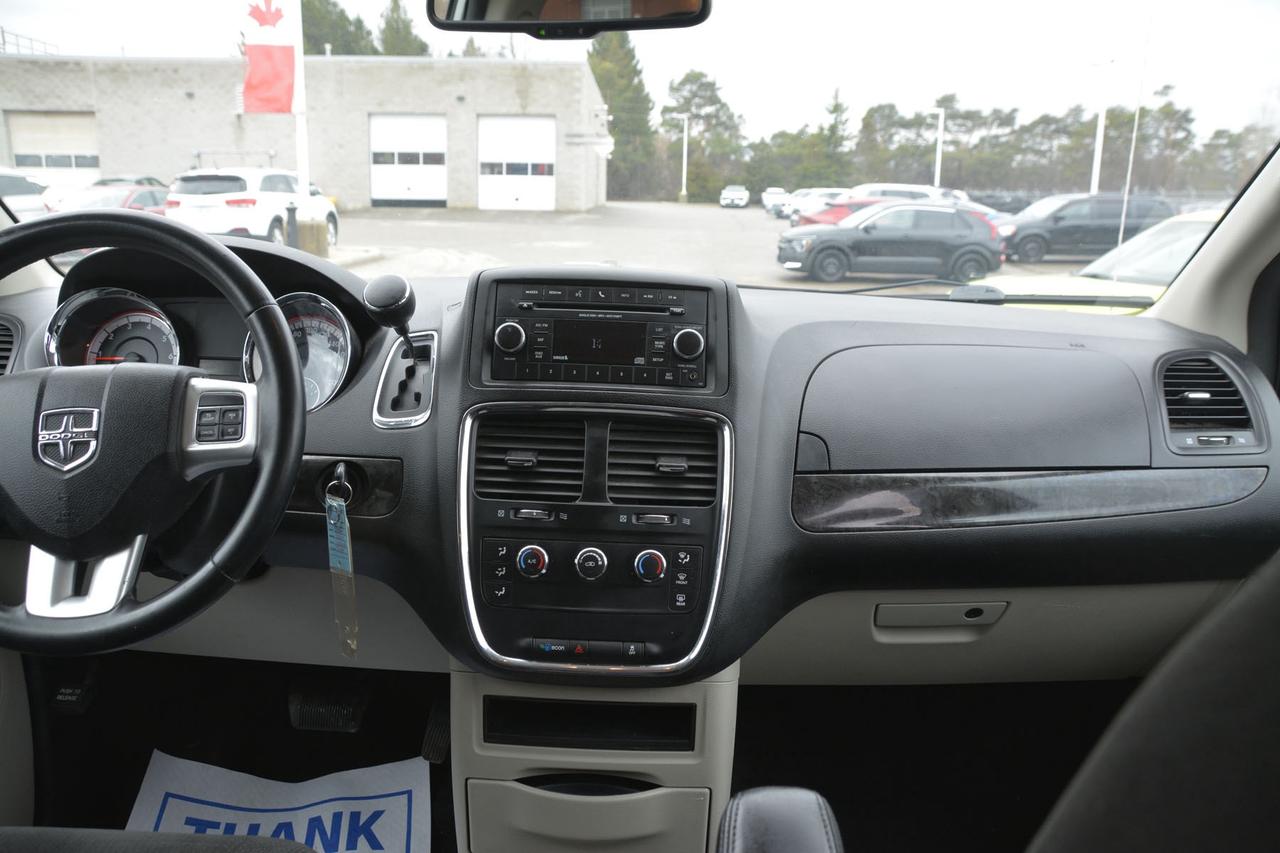 2015 Dodge Grand Caravan 4dr Wgn SXT Photo