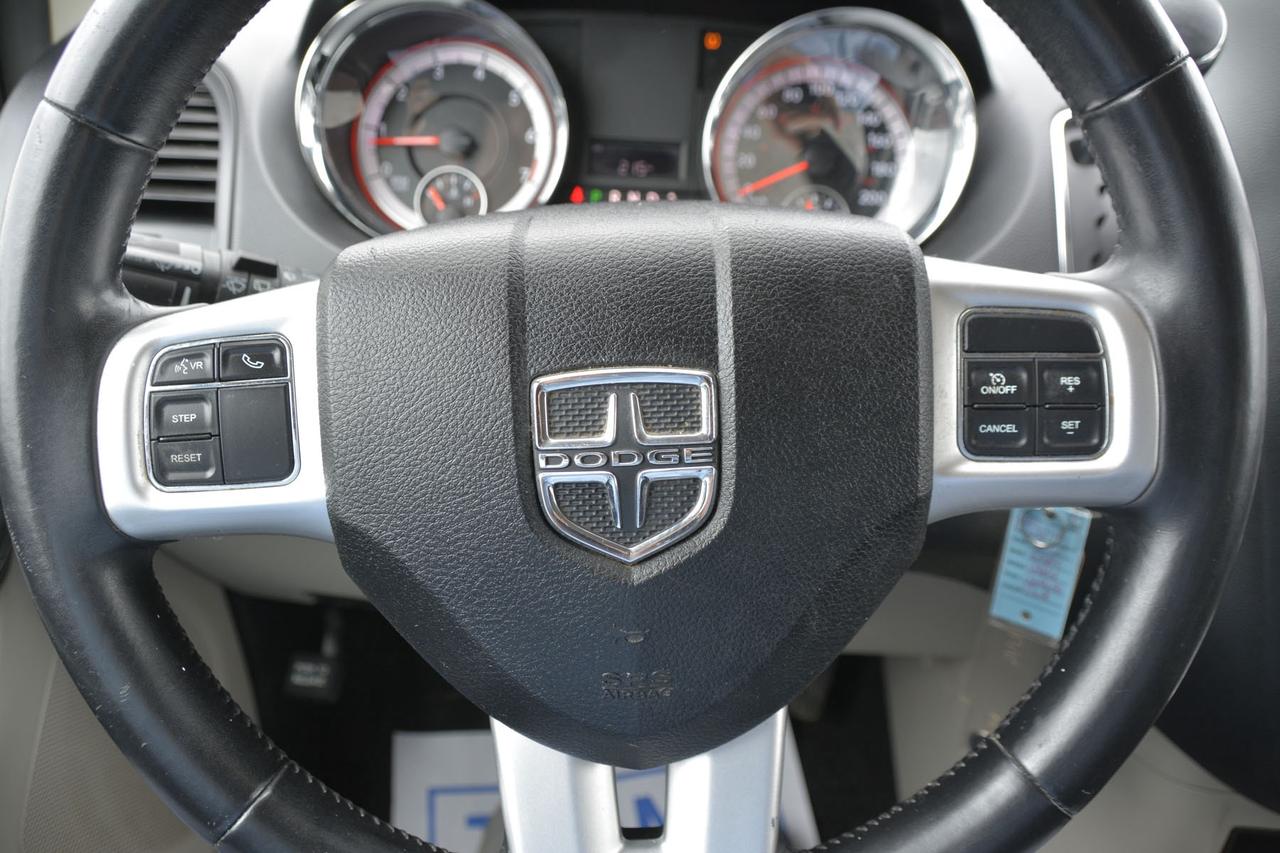 2015 Dodge Grand Caravan 4dr Wgn SXT Photo