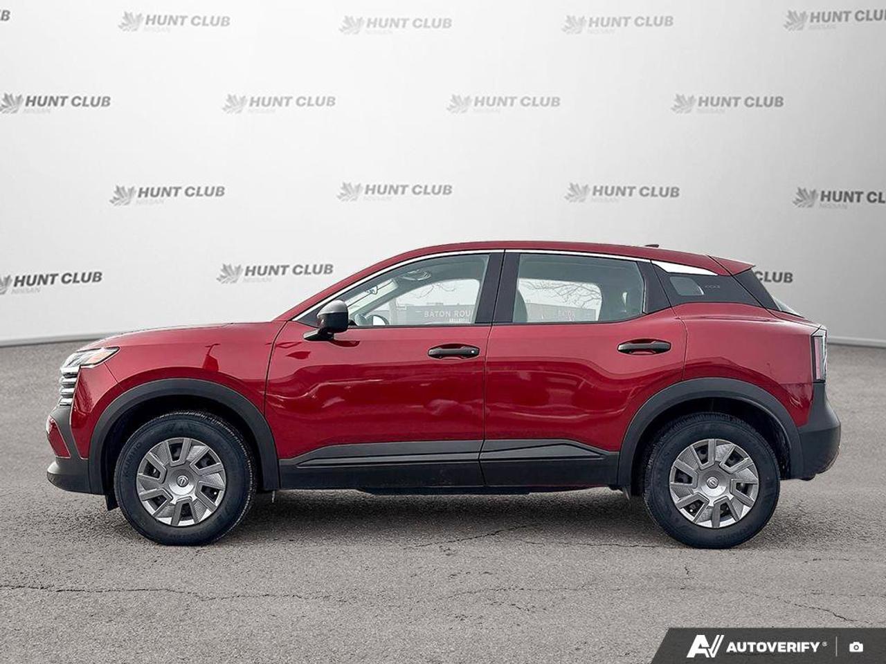 2025 Nissan Kicks S Photo2