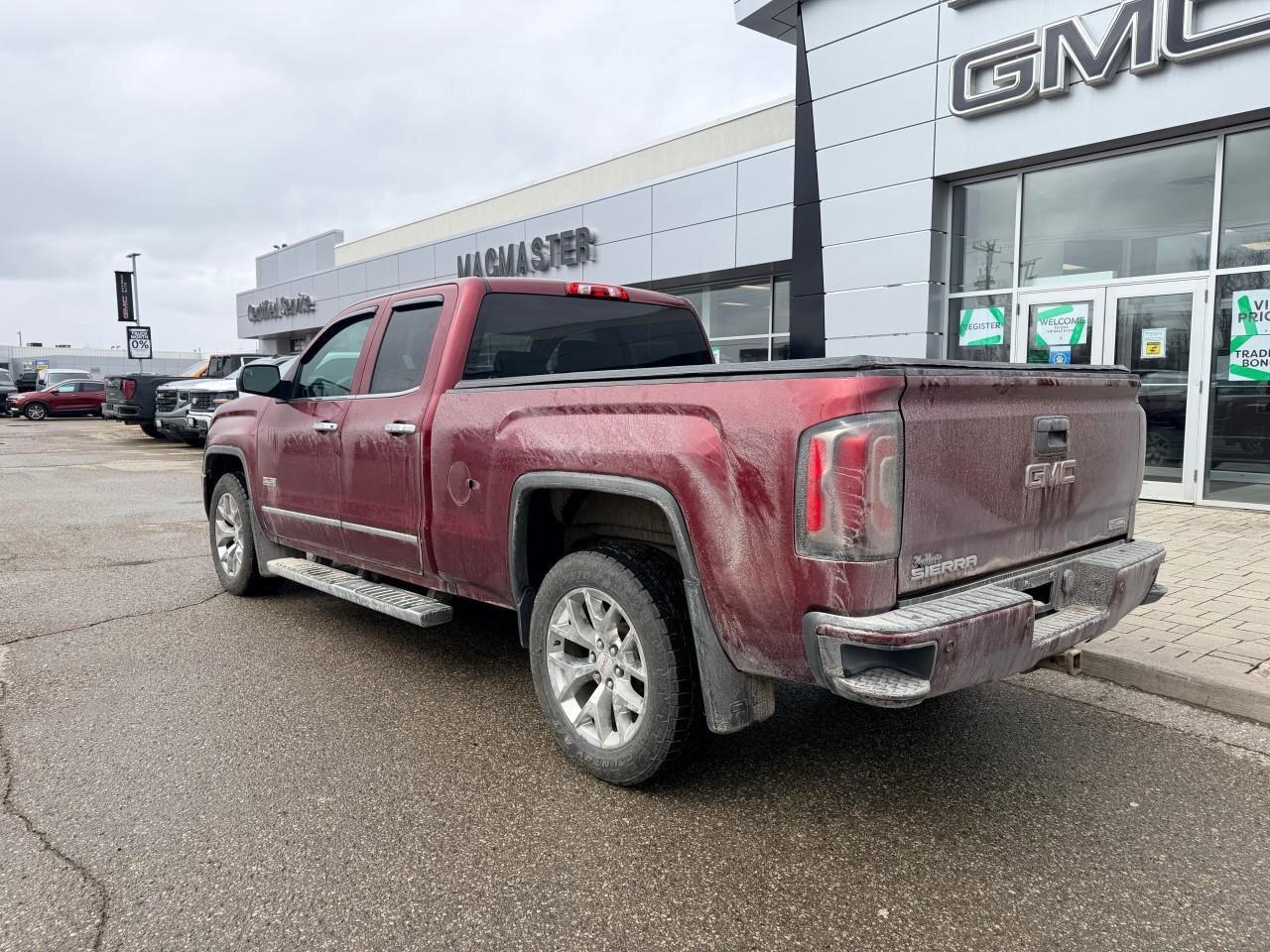 2016 GMC Sierra 1500 4WD Double Cab 143.5  SLE Photo