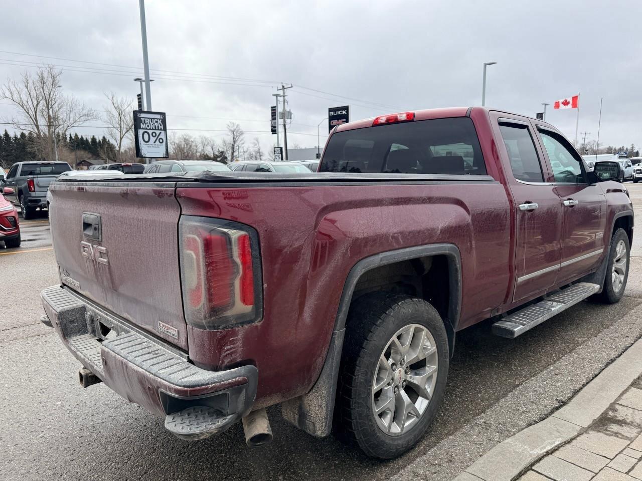 2016 GMC Sierra 1500 4WD Double Cab 143.5  SLE Photo