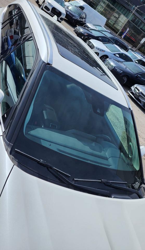 2021 Toyota Highlander Limited AWD V6 3.5L Photo