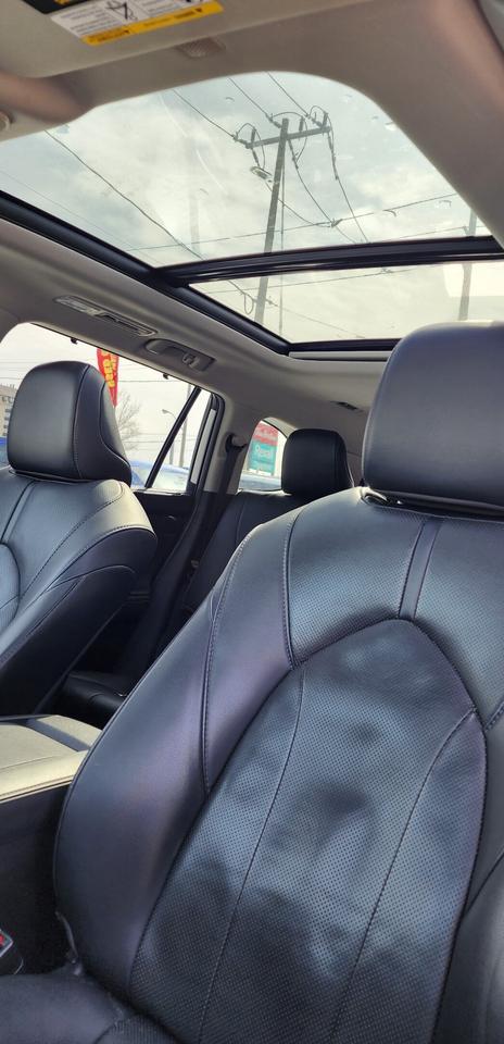 2021 Toyota Highlander Limited AWD V6 3.5L Photo