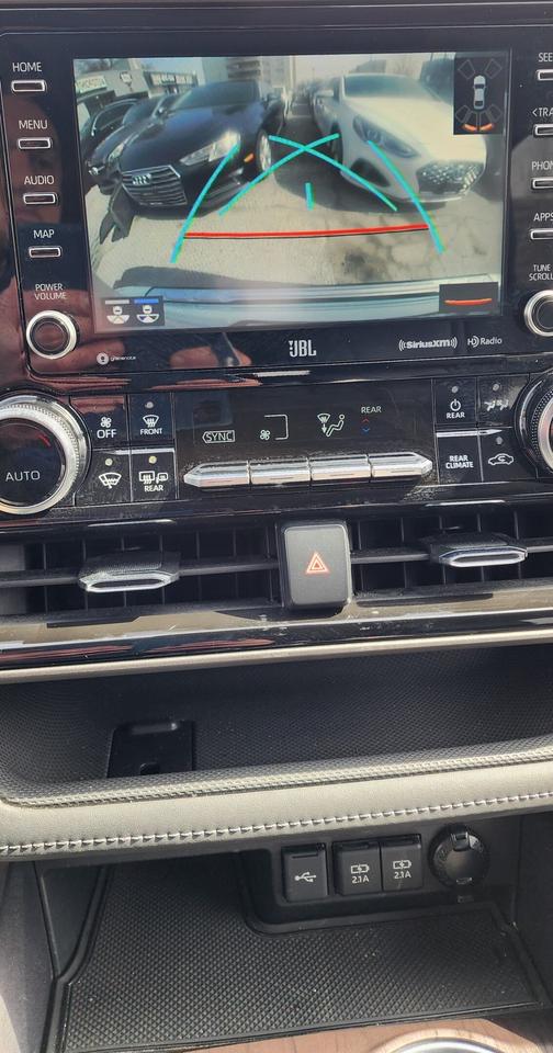 2021 Toyota Highlander Limited AWD V6 3.5L Photo