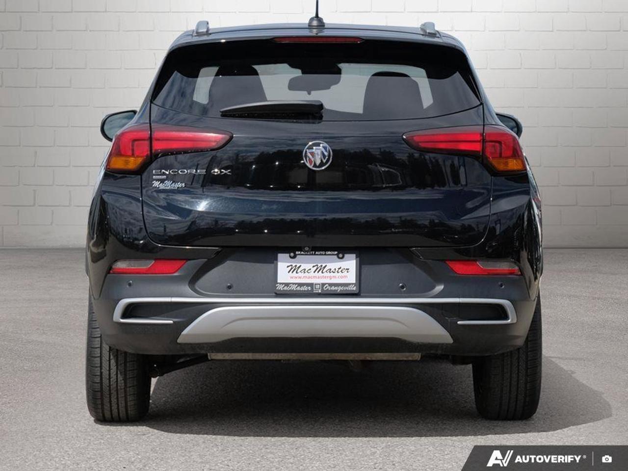 2021 Buick Encore GX SelectSELECT, 1.3L 3-CYLINDER, AWD. ALLOYS, 1-OWNE Photo3