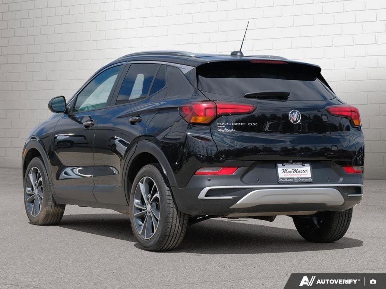 2021 Buick Encore GX SelectSELECT, 1.3L 3-CYLINDER, AWD. ALLOYS, 1-OWNE Photo