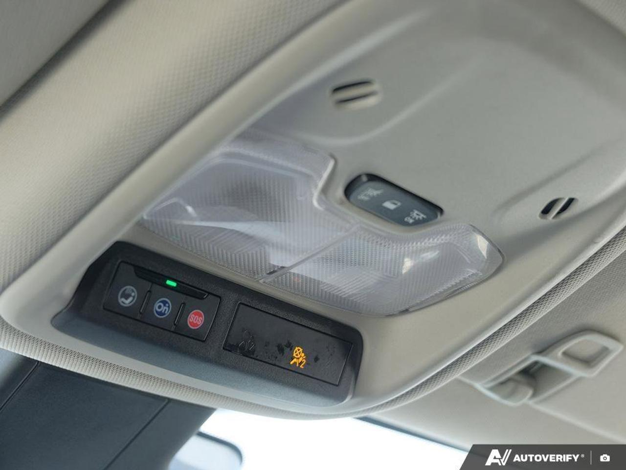 2021 Buick Encore GX SelectSELECT, 1.3L 3-CYLINDER, AWD. ALLOYS, 1-OWNE Photo
