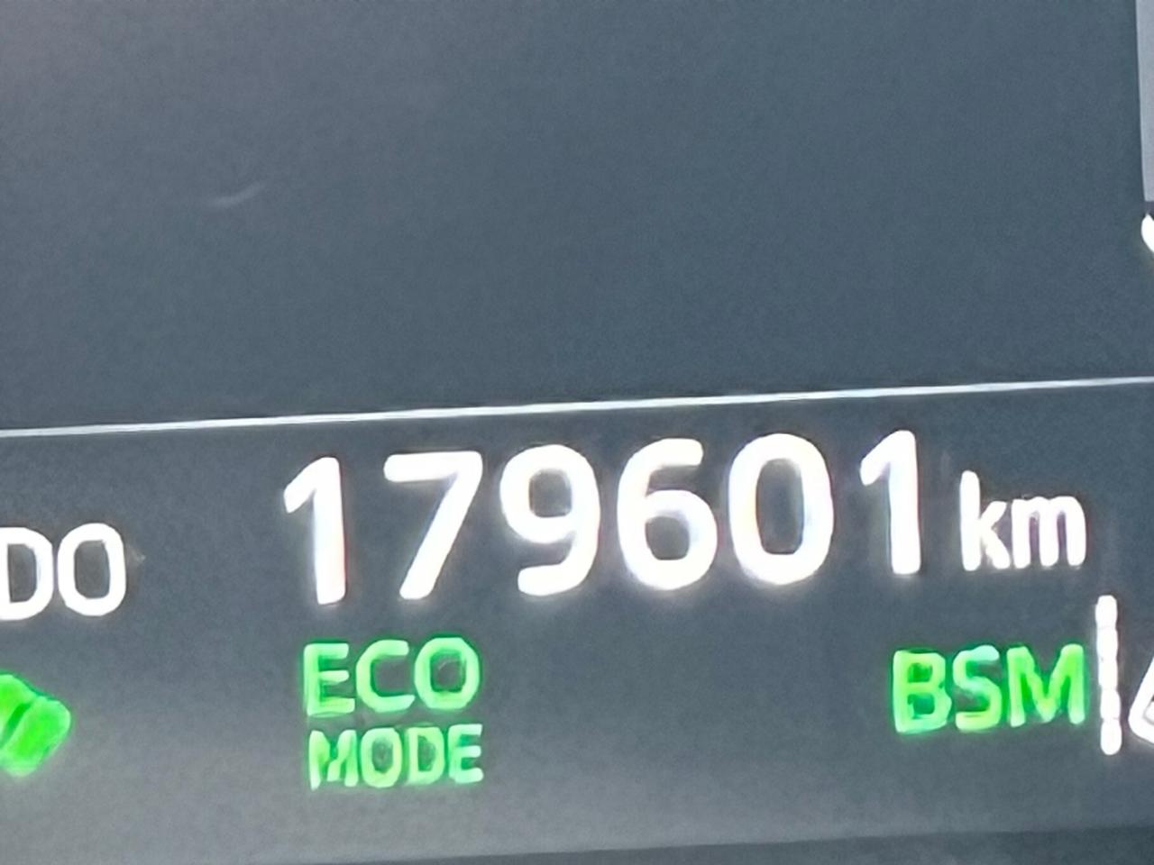 2021 Toyota Camry Hybrid SE Auto Photo