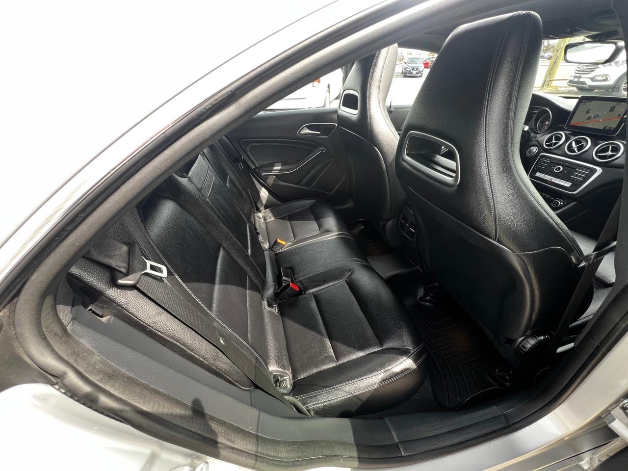 2018 Mercedes-Benz CLA-Class CLA 250 4MATIC Photo