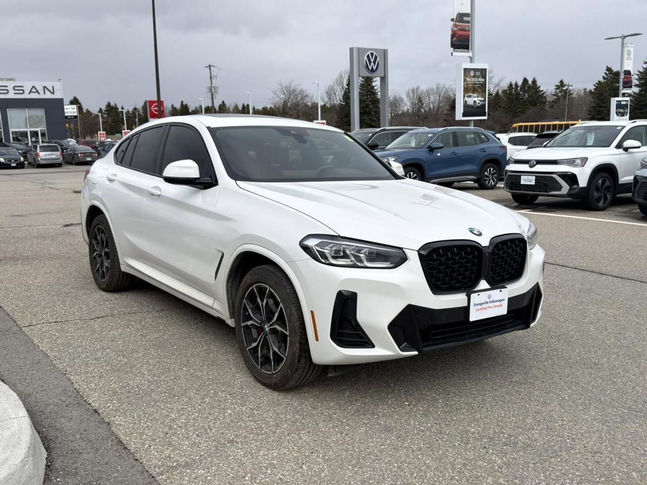 2024 BMW X4 xDrive30i Sports Activity Coupe Photo